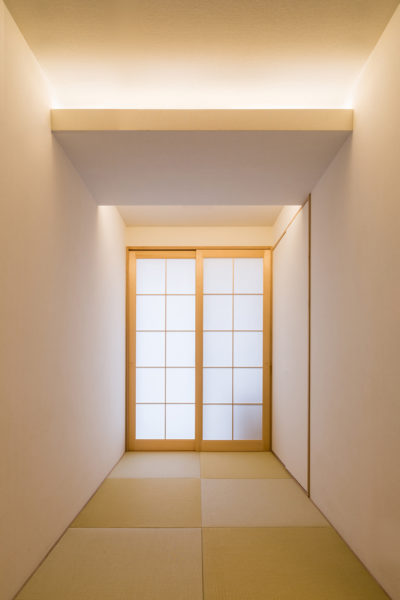 東京、品川区、神奈川県、一級建築士事務所、建築家、N&C、打ち放し、広いリビング、天井が高い、木の空間、漆喰壁、和室、琉球畳